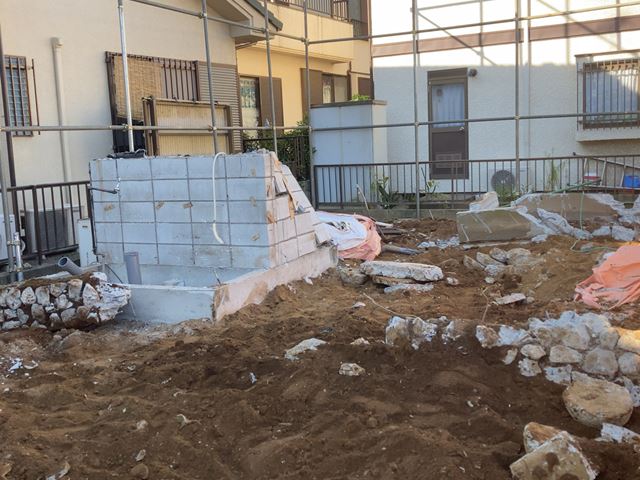 木造2階建て解体工事(千葉県習志野市本大久保)　工事中の様子です。